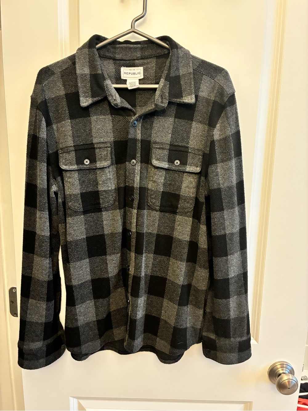 For The Republic Men's Black & Gray Plaid Button-Up Thick Shirt